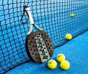 peralatan-wajib-yang-digunakan-dalam-olahraga-padel