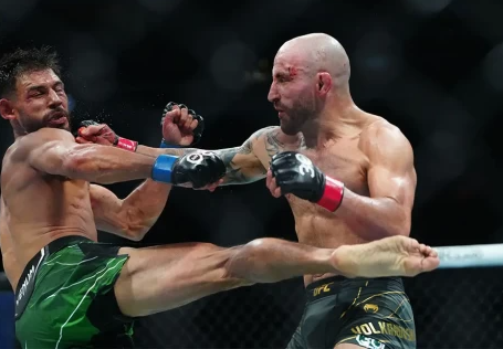 drama-kemenangan-tko-di-ajang-mma-akhir-pekan-ini