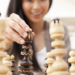 manfaat-bermain-catur-untuk-kesehatan-otak
